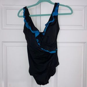 Women’s swimsuit 1-pc size 16W